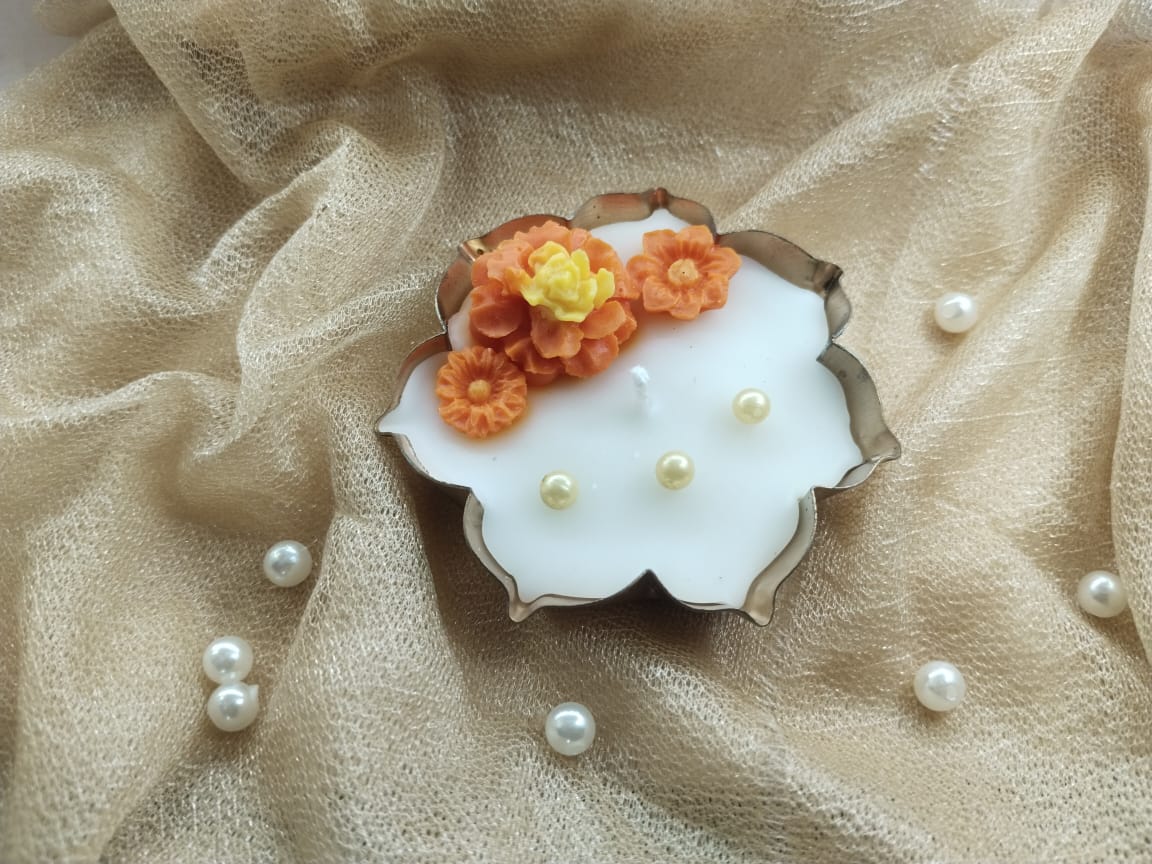 Flower Urli Candle - small - Candles By Midnight