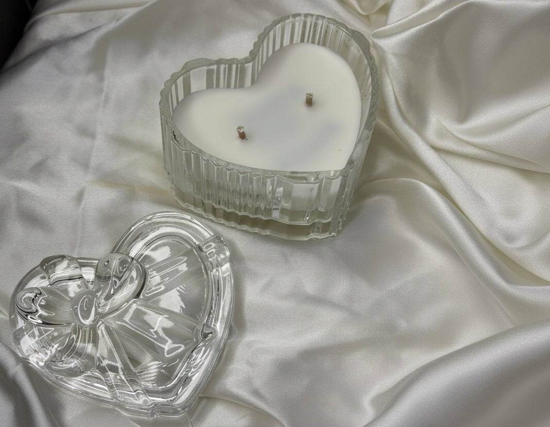 Secret message heart container candle with a bow lid - Candles By Midnight